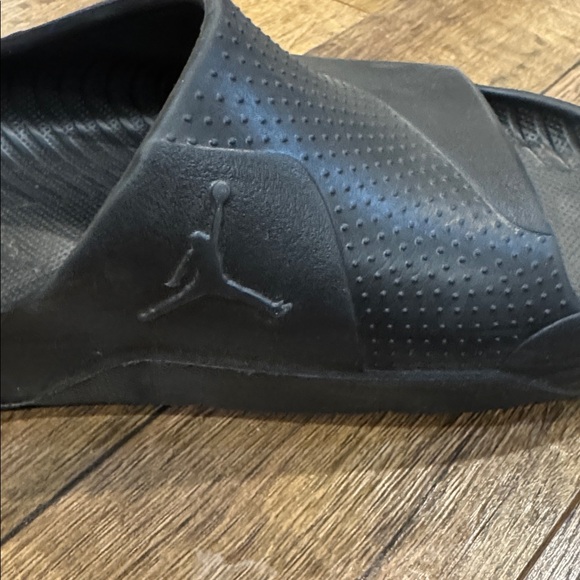 Men's Black Jordan Slide Sandals - Picture 4 of 4